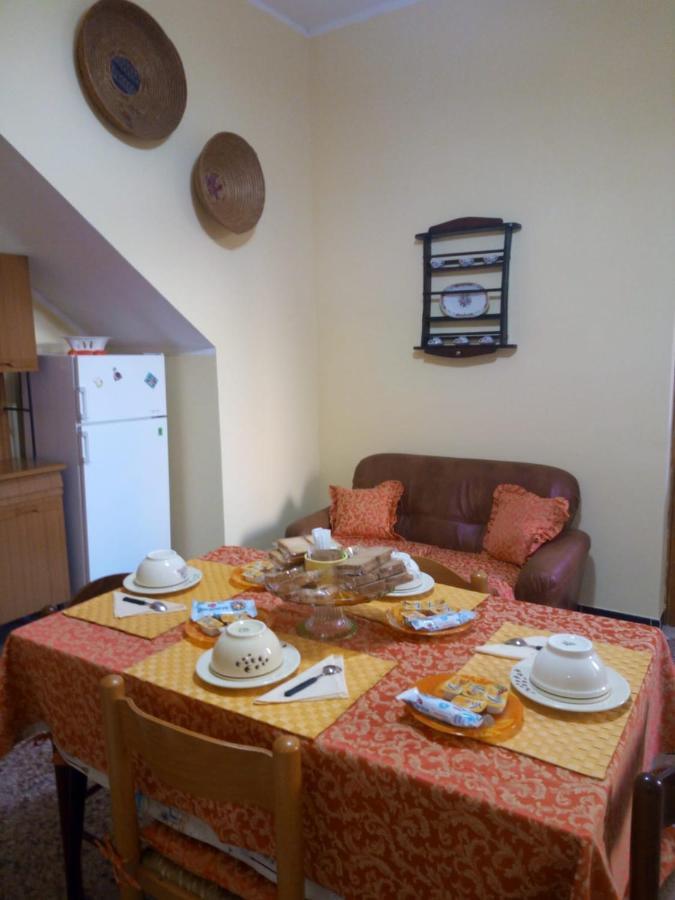L'Agrifoglio Di Emy Bed and Breakfast Guspini Exteriör bild