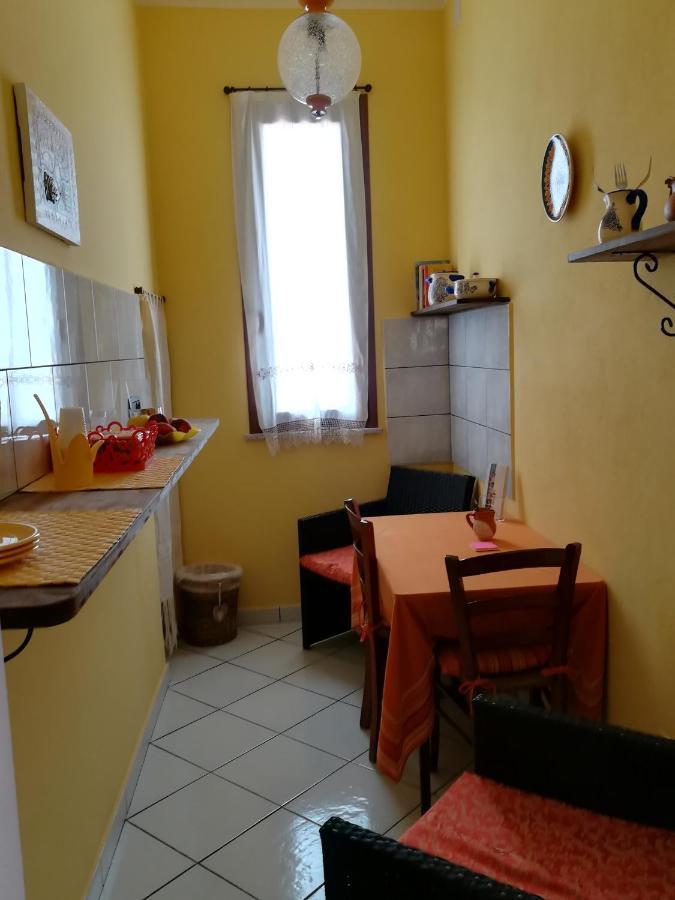 L'Agrifoglio Di Emy Bed and Breakfast Guspini Exteriör bild