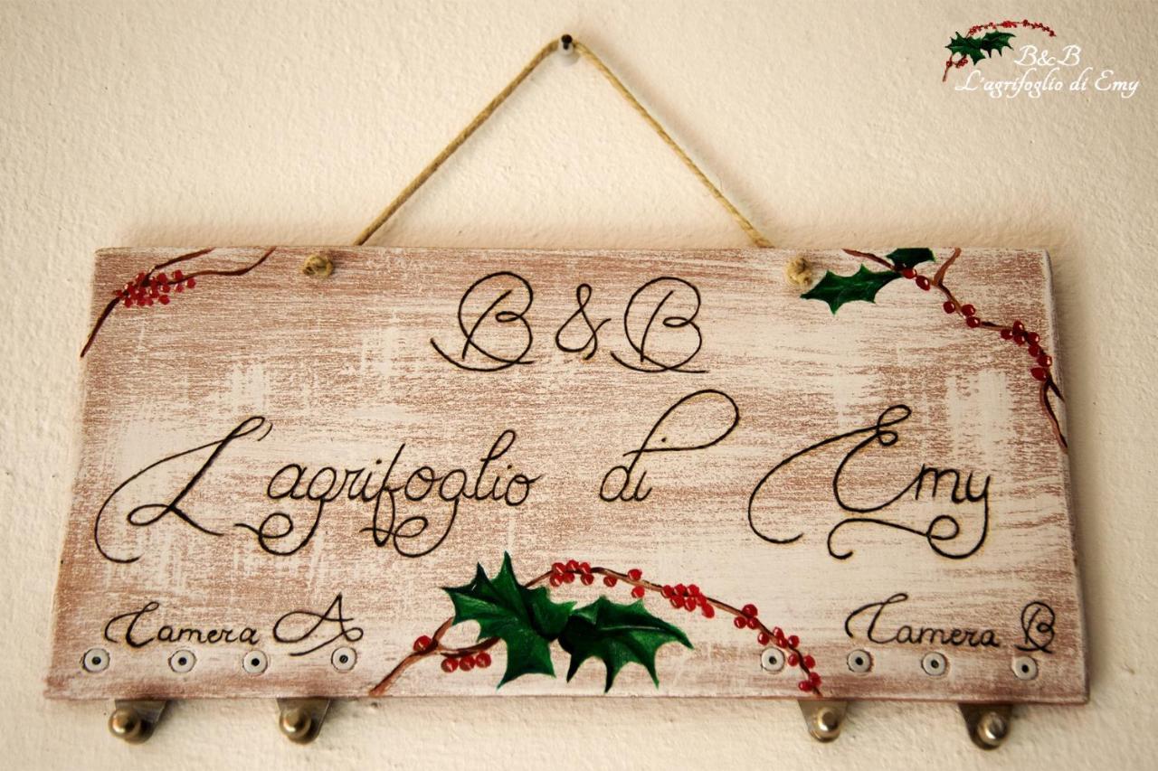 L'Agrifoglio Di Emy Bed and Breakfast Guspini Exteriör bild